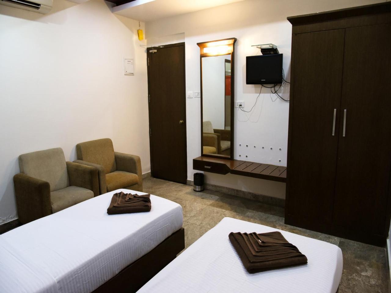 Hotel Sarayu Hassan Exterior foto