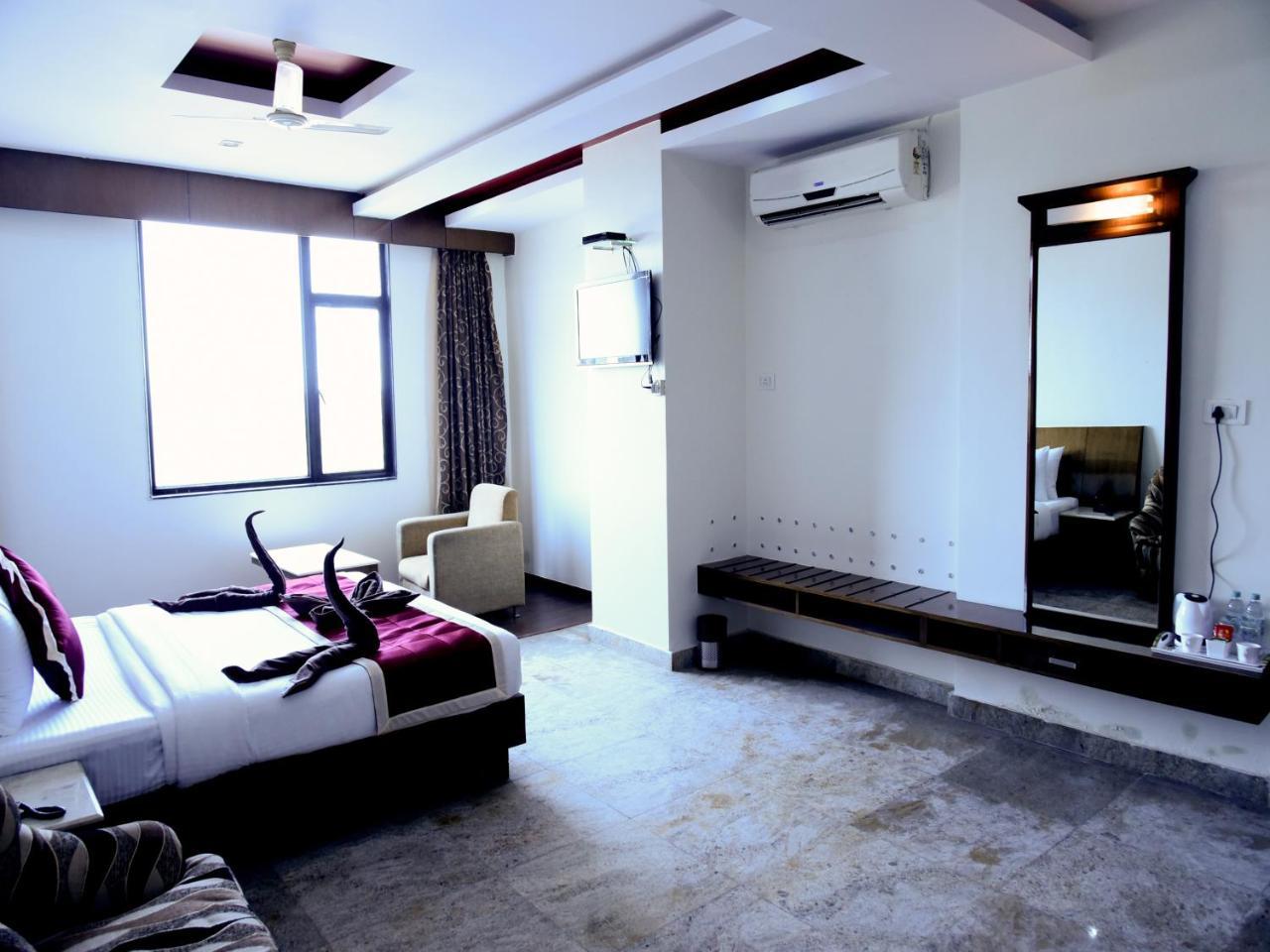 Hotel Sarayu Hassan Exterior foto